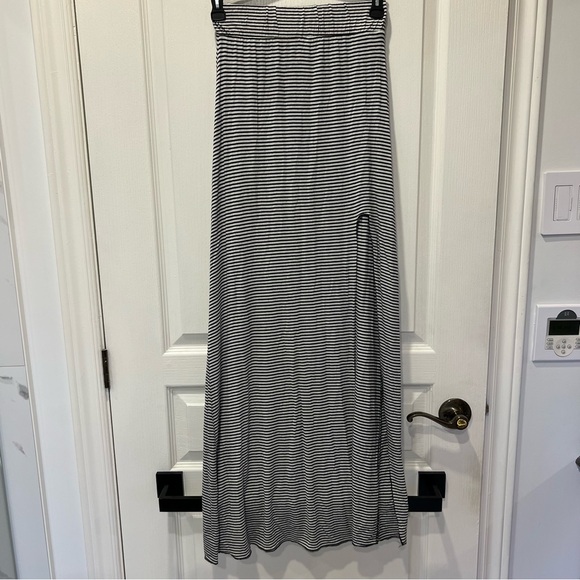 Only Dresses & Skirts - ONLY black & white striped maxi skirt